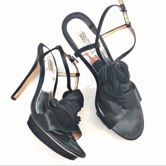 Badgley Mischka Randee Ruffle Flower strappy heels - Picture 3 of 11